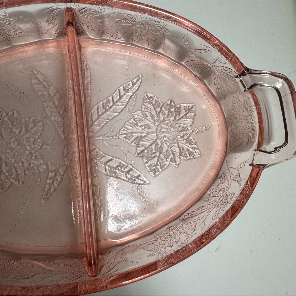Jeannette Vintage Pink Depression Glass Divided Relish Dish Poinsettia Design 8” - Picture 16 of 16